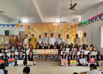 શ્રીમતી કે.ડી.પટેલ હાઇસ્કૂલ રાલેજ ખાતે સામાજીક વિજ્ઞાન મંડળ અને એન.એસ.એસ. યુનિટ રાલેજ દ્વારા “શહીદ દ…