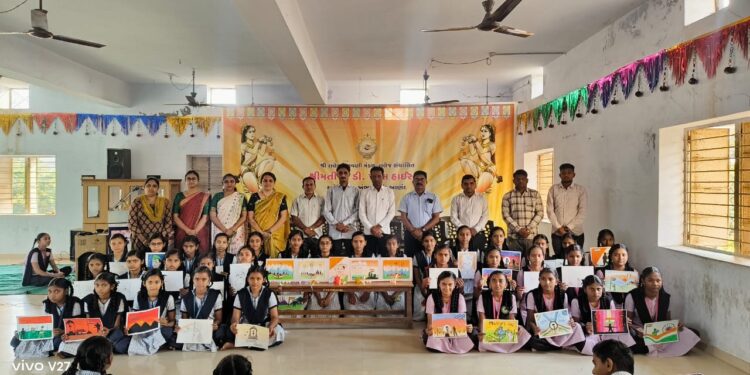 શ્રીમતી કે.ડી.પટેલ હાઇસ્કૂલ રાલેજ ખાતે સામાજીક વિજ્ઞાન મંડળ અને એન.એસ.એસ. યુનિટ રાલેજ દ્વારા “શહીદ દ…