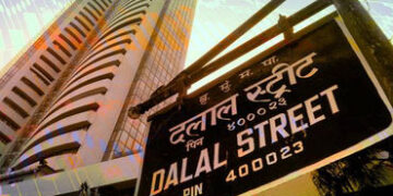 હેલ્થકેર, ઓટો, બેંકિંગ, મેટલ શેરોમાં ફંડોની તેજી : સેન્સેક્સ 341 પોઈન્ટ ઉછળી 74170 | Funds surge in …