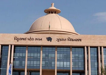 ભાજપ સરકારના મંત્રી, સાંસદો અને ધારાસભ્યોને ઉચ્ચ અધિકારીઓ ગાંઠતા જ નથી, વિધાનસભામાં ખુલાસો! | BJP Ministers MPs MLAS file complaint official Ignores and broke protocol