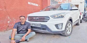 ચકલાસી ભાગોળેથી રૂા. 3.48 લાખનો દારૂ ભરેલી કાર ઝડપાઈ | Car loaded with liquor worth Rs 3 48 lakh seized from Chaklasi Bagole