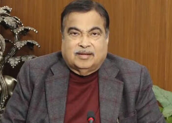 ‘6 મહિનામાં પેટ્રોલ ગાડીઓ જેટલી કિંમતે વેચાશે ઈલેક્ટ્રિક વ્હિકલ…’ નીતિન ગડકરીની મોટી જાહેરાત