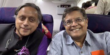 ‘ફાઈનલી અમે એક જ દિશામાં યાત્રા…’ ભાજપ નેતા સાથે થરૂરનો ફોટો વાઈરલ થતાં કોંગ્રેસ ટેન્શનમાં!