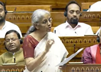 BREAKING: લોકસભામાં ફાઈનાન્સ બિલ 2025ને મળી મંજૂરી, 35 સંશોધન સાથે રજૂ કરાયું