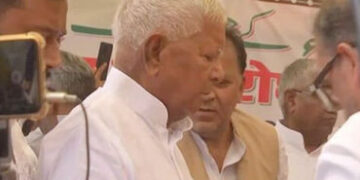 વક્ફ સંશોધન બિલના વિરોધમાં લાલુ-તેજસ્વી યાદવના ધરણાં, કહ્યું- નાગપુરના કાયદા નહીં ચાલે | Gardanibagh…