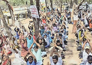 રાજ્યના વ્યાયામ શિક્ષકોનો કસરત સાથે સુત્રોચ્ચાર કરી સરકારનો અનોખો વિરોધ | State gym teachers protest…