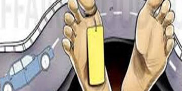 કાર હડફેટે યુવકનું મોત : પોલીસે નબીરાને બચાવવા માટે ચાલક બદલ્યાનો આક્ષેપ | Youth dies in car crash: …