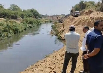 વડોદરા વિશ્વામિત્રી પ્રોજેક્ટ 10 જૂન સુધીમાં પૂર્ણ કરવા રાત્રે પણ કામગીરી ચાલુ રખાશે | Work will con…