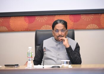 આરોગ્ય મંત્રીની અધ્યક્ષતામાં ગાંધીનગર ખાતે PMJAY-મા યોજનાની ૧૨ ગવર્નિગ બોડીની બેઠકમાં સર્વગ્રાહી સમી…