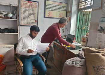 પંચમહાલ જિલ્લા પુરવઠા અધિકારી ડૉ.ભાર્ગવ ડાંગર દ્વારા ગોધરા તથા હાલોલની વ્યાજબી ભાવની દુકાનની તપાસ હા…