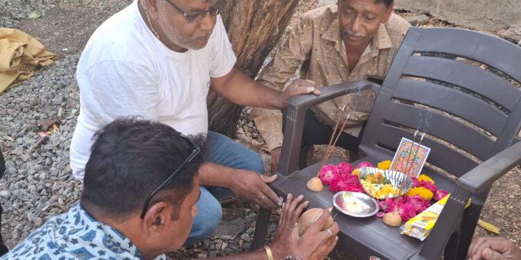 હનુમાન જયંતિએ સત્યસાઈનગરના રહીશો દ્વારા બટુક ભોજનનું આયોજન કરી ઉજવણી કરી