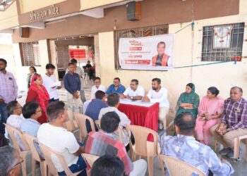 જામનગરના ૭૯- દક્ષિણ વિધાનસભા વિસ્તારના ધારાસભ્ય ‘જનતાની સેવા માટે, જનતાના દરવાજે ઊપસ્થિત રહી લોકોના …