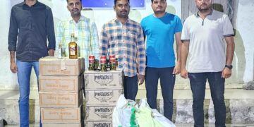ભારતીય બનાવટનાં પરપ્રાંત ઇંગ્લીશ દારૂની નાની-મોટી બોટલ નંગ-૩૩૬ કિં.રૂ.૪૭,૯૫૨/- તથા બિયરના ટીન નંગ-૧૨…