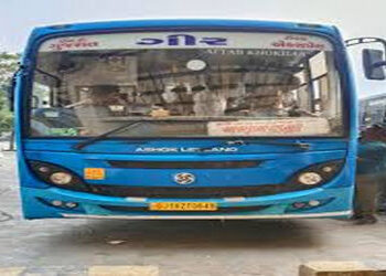 જાફરાબાદ-વેરાવળ રૂટની એસટી બસ એકાએક બંધ કરી દેવાઈ | ST bus on Jafrabad Veraval route suddenly stoppe…