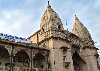 વડોદરામાં ખાનગી મકાન ધરાશાહીમાં ત્રણ મજુરના મોતના કિસ્સામાં રૂ.9 લાખનું વળતર કોર્પોરેશનને ચૂકવવાનો વ…