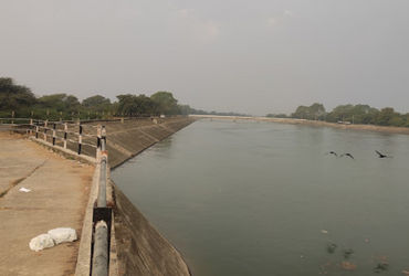 ગાંધીનગર નજીક કેનાલમાંથી પિતા સહિત બે બાળકોના મૃતદેહ મળ્યા, અમદાવાદથી ત્રણેય થયા હતા ગુમ | Bodies of…