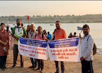 નર્મદા ઉત્તરવાહિની પરિક્રમાના રૂટ પર પર્યાવરણ પ્રેમીઓ દ્વારા સ્વચ્છતા અભિયાન | Cleanliness campaign …