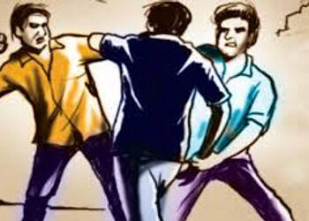 કાસમઆલા કબ્રસ્તાન પાસે બે ભાઇઓ પર હુમલો,એક પર ચાકુના ઘા ઝીકાયા | assault on two brothers at kasamala…