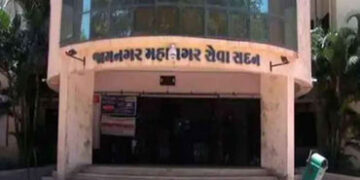 જામનગરમાં ભયજનક બાંધકામોને ચોમાસા પહેલાં સેઈફ સ્ટેજે લઈ જવાની સુચના આપતી મહાનગરપાલિકા | JMC advises …