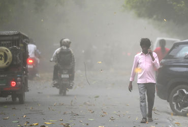 ભારતમાં ભરઉનાળે કાળ બન્યો વરસાદ, યુપી-બિહારમાં 83ના મોત: 10 રાજ્યોમાં વાવાઝોડાની આગાહી | the country…