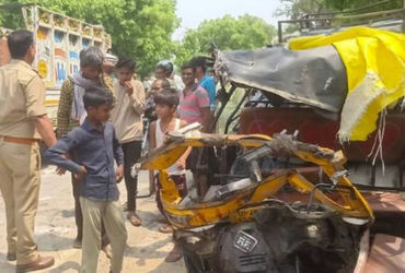 ઉત્તર પ્રદેશના બસ અને રીક્ષા વચ્ચે ભીષણ ટક્કર, એક જ પરિવારના પાંચના મોત,16 ઈજાગ્રસ્ત | Uttar Pradesh…