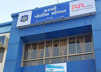 શહેરના વેપારીઓને ચેકો પધરાવી લાખોનો માલ વગે કરનાર ગેંગ સામે રોષઃપોલીસે રોશન સામે પીધેલાનો કેસ કર્યો …