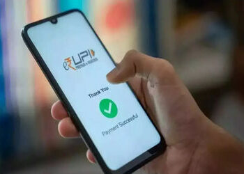 Fact Check : શું ખરેખર બે હજાર રૂપિયાના UPI ટ્રાન્ઝેક્શન પર GST લાગશે? જાણો સરકારની સ્પષ્ટતા | GST o…