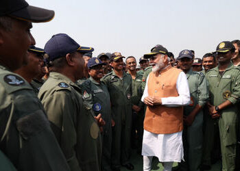 BIG NEWS: PM મોદીએ આદમપુર એરબેઝ પર સેનાના જવાનો સાથે કરી મુલાકાત | operation sindoor prime minister …