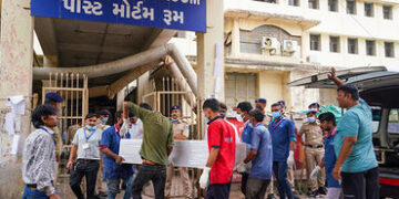 અમદાવાદ પ્લેન ક્રેશ: મુસાફરો જ નહીં તમામ મૃતકોના પરિજનોને અપાશે રૂ.1 કરોડનું વળતર, ટાટા ગ્રુપની સ્પષ…