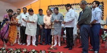 અમરેલી જિલ્લાના બગસરા અને ધારી ખાતે કરોડોના ખર્ચે તૈયાર થયેલ સરકારી હોસ્પિટલનું આરોગ્ય અને પરિવાર કલ…