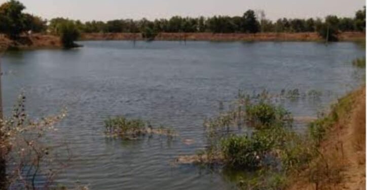 અંબાજી – “તલાવડી” ની જગ્યા પર વર્ષો પહેલા ઊભા કરાયેલ દબાણો દૂર કરવા માં નિષ્ફળ નીવડતી અંબાજી ગ્રામ પ…