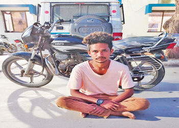 ચોરી કરેલા બાઈક સાથે સાણંદનો શખ્સ ઝડપાયો | Man from Sanand caught with stolen bike