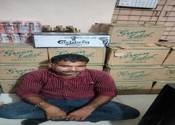 4.89 લાખનો દારૂ ભરેલી કાર સાથે ડ્રાઈવર ઝડપાયો | Driver caught with car loaded with liquor worth Rs 4…