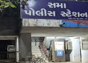 ટેનામેન્ટ પચાવી પાડવાના પ્રયાસ મામલે પરિવારના ચાર સભ્યો સહિત પાંચ વિરુદ્ધ ઠગાઈનો ગુનો નોંધાયો | Five…