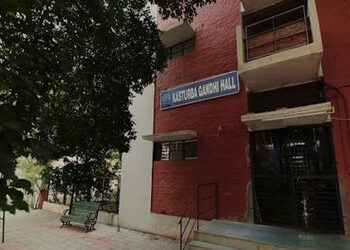 MSU ની ગર્લ્સ હોસ્ટેલમાં મધરાતે શોર્ટ સર્કિટ હતા ગભરાટ ફેલાયો | There was a short circuit in MSU’s g…