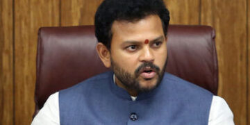 એર ઈન્ડિયા પ્લેન ક્રેશ અંગે અમેરિકન મીડિયાના રિપોર્ટને ઉડ્ડયન મંત્રીએ ફગાવ્યો, કહ્યું- ‘AAIBની તપાસ …
