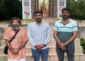 જામનગર: સજાથી બચવા સાધુ બનેલો આરોપી ઝડપાયો, ચેક રિટર્ન કેસમાં ફરાર આરોપી પૂજારી બની ગયો હતો | Jamnag…