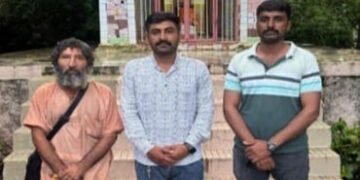 જામનગર: સજાથી બચવા સાધુ બનેલો આરોપી ઝડપાયો, ચેક રિટર્ન કેસમાં ફરાર આરોપી પૂજારી બની ગયો હતો | Jamnag…