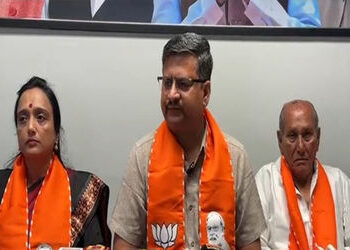 વડોદરામાં સ્મશાન ગૃહોના ખાનગીકરણ નહીં થાય, વિવાદ બાદ સંચાલનની પ્રક્રિયા યથાવત્ રાખવાનો નિર્ણય | Afte…