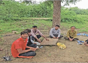 પોલીસે સ્થળ પરથી 15 હજારથી વધુની રોકડ જપ્ત કરી, 6 સામે ગુનો નોંધ્યો | Police seized over 15 thousand…