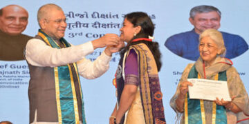 ગતિ શક્તિ વિશ્વવિદ્યાલયનાં 3જા દીક્ષાંત સમારોહમાં 194 વિદ્યાર્થીઓને પદવી એનાયત | 194 students awarde…
