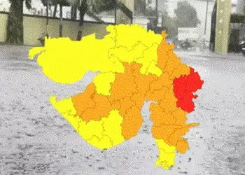 3 જિલ્લામાં અતિ ભારે વરસાદની આગાહી, 17 જિલ્લામાં ઓરેન્જ એલર્ટ, હવામાન વિભાગની લેટેસ્ટ અપડેટ | red al…