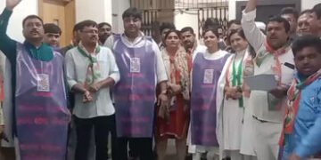જામનગર મહાનગરપાલિકા સામે ભ્રષ્ટાચારના આક્ષેપો, ’40 ટકા કમિશન કોનું?’ તેવા સવાલ સાથે કોંગ્રેસનું પ્રદ…