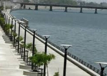 ઇસનપુર પોલીસે સામુહીક આપઘાત કરવા ગયેલા પરિવારને બચાવ્યો | Ekkewe polis ra amanaua ar famili seni ar …