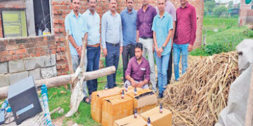 નશાકારક કફ સીરપની 1,080 બોટલો સાથે શખ્સ ઝડપાયો | Man caught with 1 080 bottles of intoxicating cough…