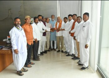 દાંતા અમીરગઢ તાલુકાના આદિવાસી નાગરિકોને દાખલા બાબતે પડતી મુશ્કેલી બાબતે સીએમ ને રજૂઆત કરી