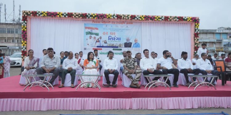 વંદે માતરમ, ભારત માતા કી જયના જયઘોષ સાથે ખંભાળિયા શહેર રાષ્ટ્રભક્તિના રંગે રંગાયું