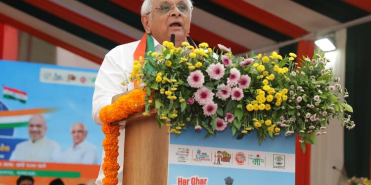 મુખ્યમંત્રીના અધ્યક્ષસ્થાને અમદાવાદમાં ‘હર ઘર તિરંગા, હર ઘર સ્વચ્છતા’ની થીમ સાથે યોજાઈ ભવ્ય ‘તિરંગા …