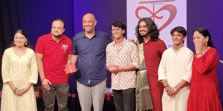 કલાસ્મૃતિમાં મોન્સુન ફેસ્ટિવલનો સંગીતમય આરંભ : ધ્રુવગીતો અને ફરકીની લસ્સી સાથે યાદગાર સાંજ