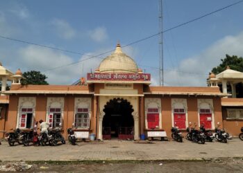પાલીતાણા ખાતે આવેલ સીતાબા પ્રસુતિ ગૃહની હાલત કફોડી બની
